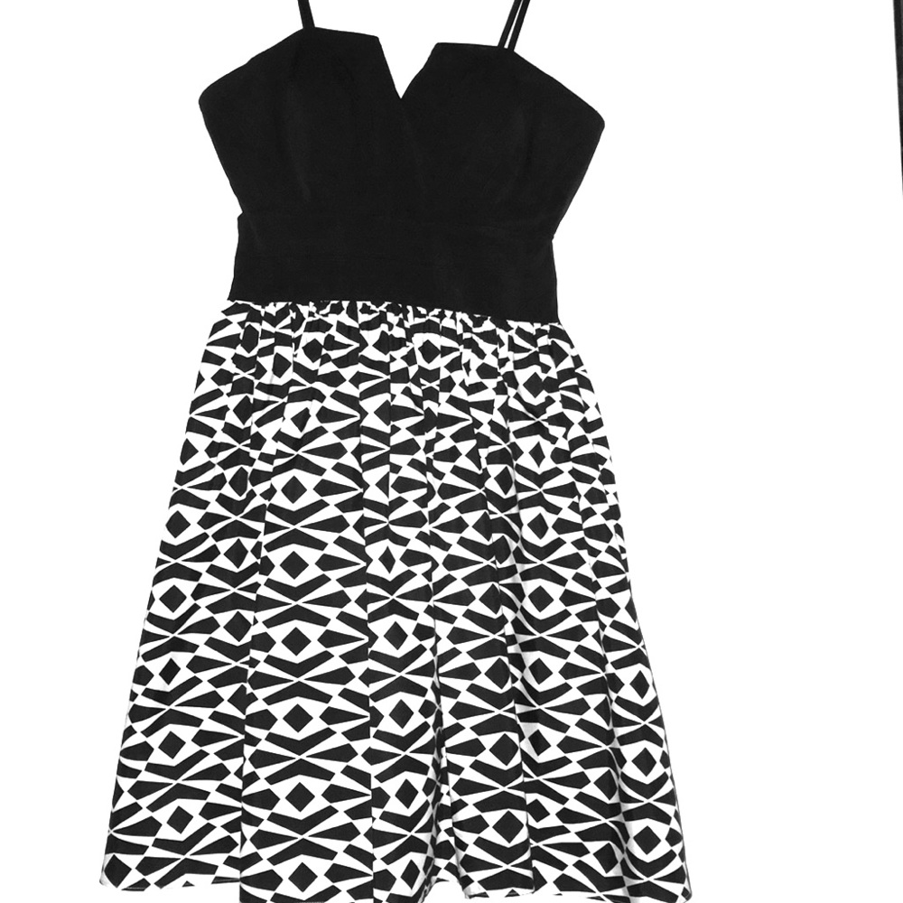 Aidan Mattox strapless cutout back with pockets -4